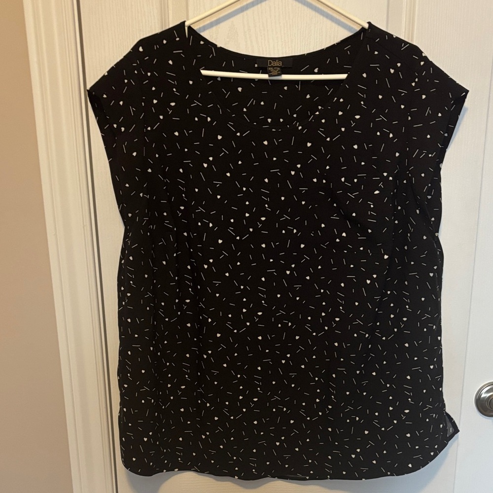 Dalia Black Sleeveless Blouse with White Sprinkle Print